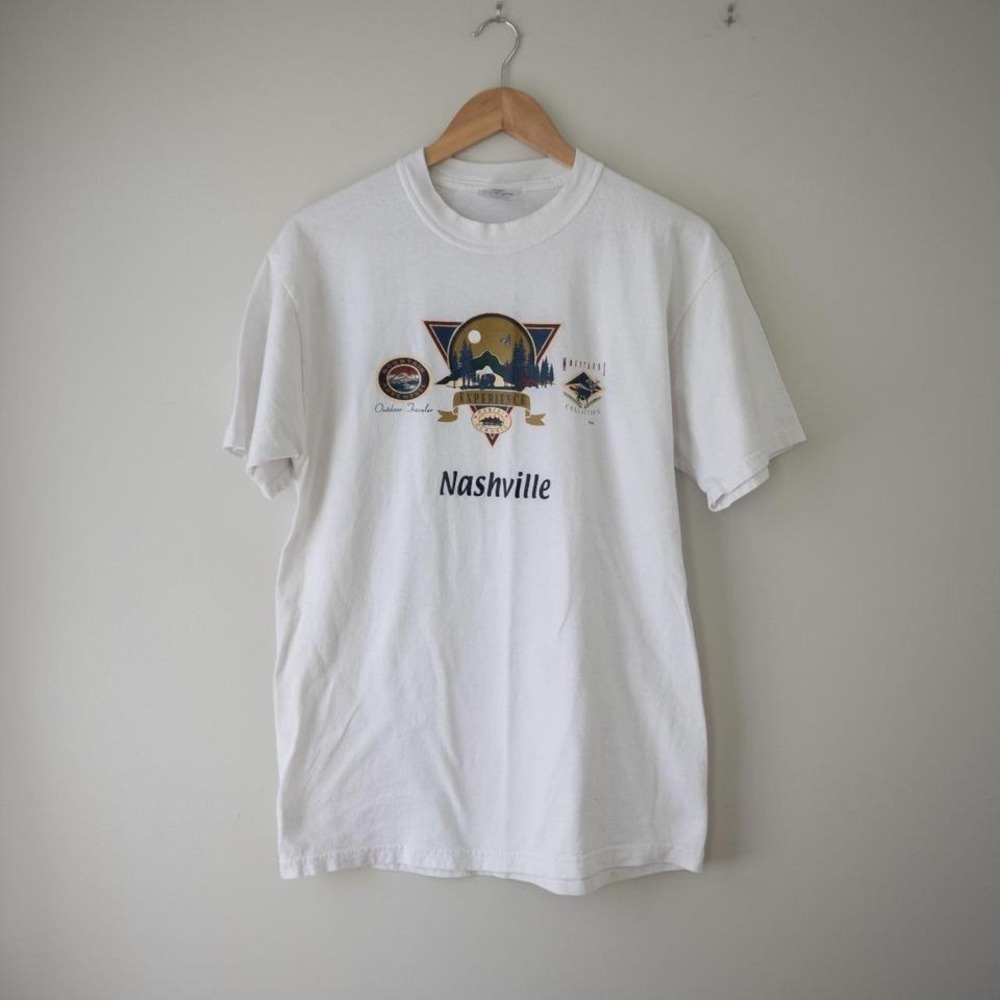Vintage 90's Nashville Tennessee Tee Heavyweight Cotton Size Large